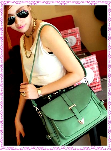 หมดค่ะ กระเป๋าแฟชั่นAxixi รุ่น2209 รุ่นยอดยิยมค่ะ สวยดีค่ะ ออกแบบให้ดูมีดีไซน์ ฝากระเป๋าน่ารัก